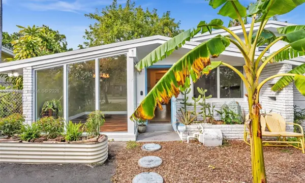 2431 Mayo Street, Hollywood, FL 33020