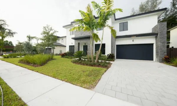 13004 Davie Oaks Drive, Davie, FL 33325