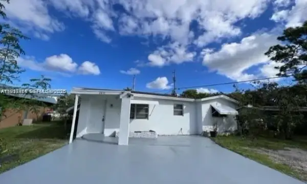 2601 SW 5th Street, Fort Lauderdale, FL, 33312