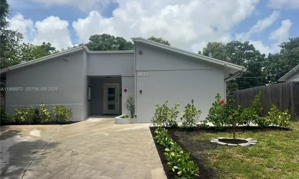 1633 NW 4th Street, Boca Raton, FL 33486