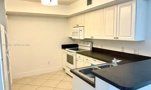 150 NW 96th Avenue 9207, Pembroke Pines, FL 33024