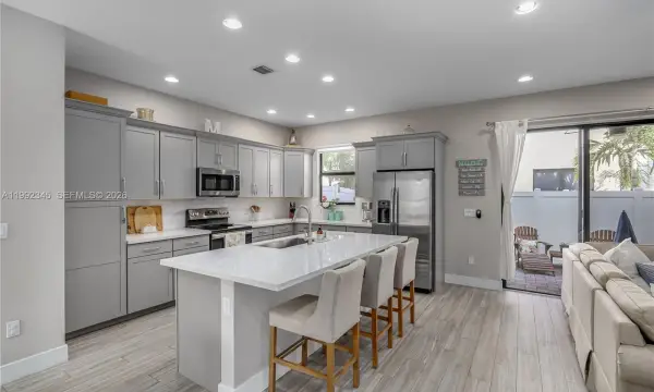 20921 NW 1st Court, Pembroke Pines, FL 33029