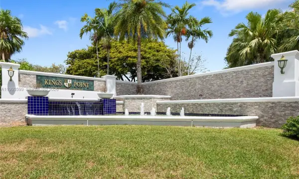 9660 S Belfort Circle 207, Tamarac, FL 33321