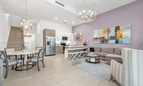 4444 NW 8th Court, Plantation, FL 33317