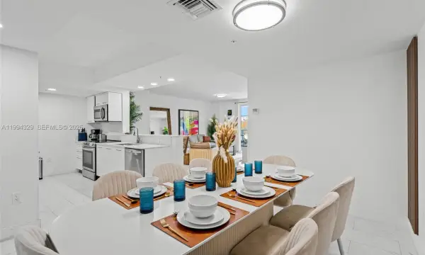 1850 Monroe Street 310, Hollywood, FL 33020