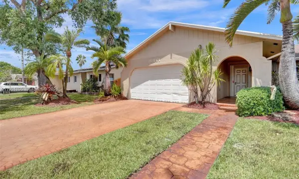 10961 NW 16th Court, Pembroke Pines, FL 33026