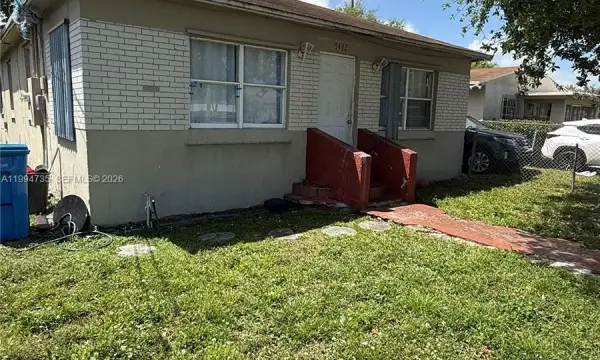 5432 SW 18th Street, West Park, FL 33023