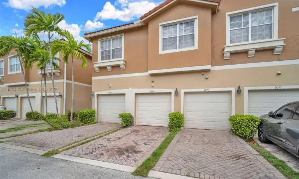 9075 Preston Place 9075, Tamarac, FL 33321