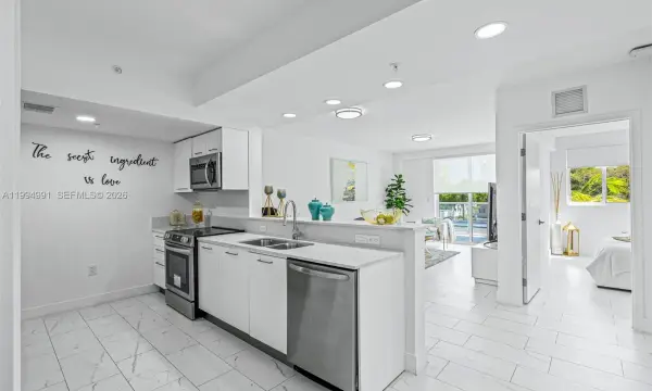 1850 Monroe Street 205, Hollywood, FL 33020