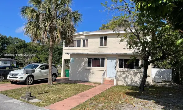 3 SW 7th Avenue, Dania Beach, FL 33004