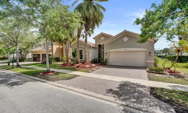 3982 W Whitewater Avenue, Weston, FL 33332
