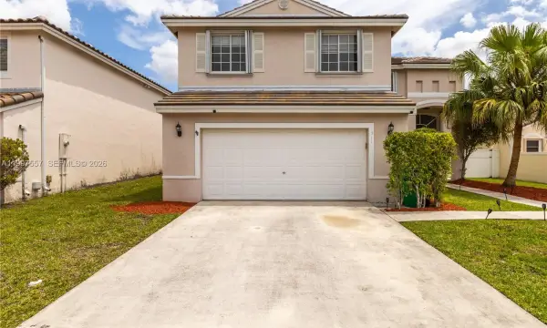 317 SW 191st Terrace, Pembroke Pines, FL 33029