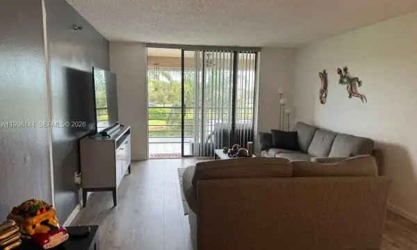 1200 Saint Charles Place 321, Pembroke Pines, FL 33026