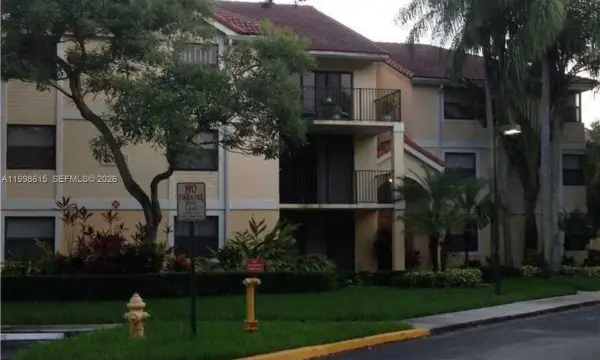 10161 W Sunrise Boulevard 102, Plantation, FL 33322