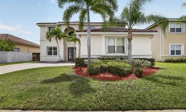 19018 NW 23rd Place, Pembroke Pines, FL 33029