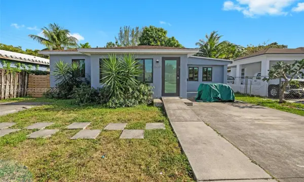 2410 Jackson Street, Hollywood, FL 33020