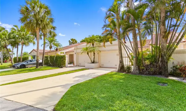 19988 Rima Circle, Boca Raton, FL 33434