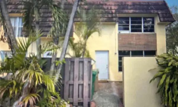3820 SW 60th Terrace 1, Davie, FL 33314