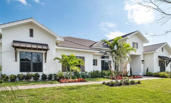11900 SW 14th Place, Davie, FL 33325
