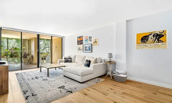 2808 N 46th Avenue E549, Hollywood, FL 33021