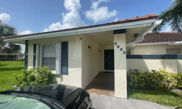 9863 Three Lakes Circle, Boca Raton, FL 33428