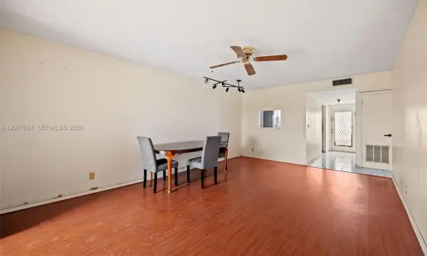 10100 NW 30th Court 309, Sunrise, FL 33322