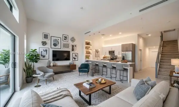4416 NW 9th Street, Plantation, FL 33317