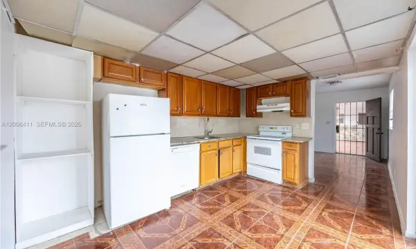 321 SW 1st Court K5, Pompano Beach, FL 33060