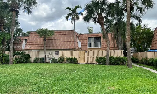 736 Mill Valley Place 736, West Palm Beach, FL 33409