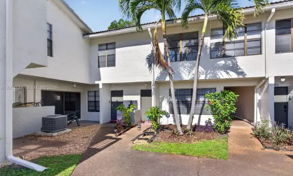 2526 Coral Springs Drive 2526, Coral Springs, FL 33065