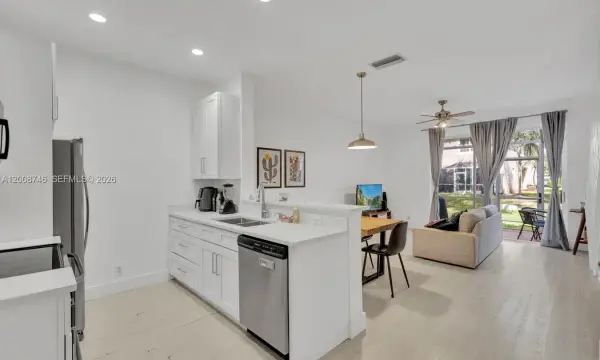 1919 Madeira Drive 4, Weston, FL 33327