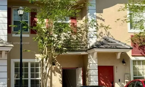 669 NW 42nd Avenue, Plantation, FL 33317