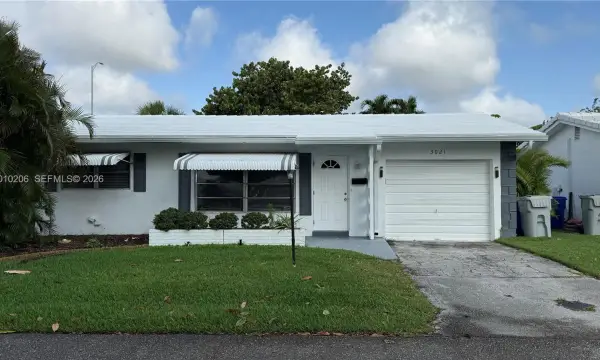 3021 NW 2nd Avenue, Pompano Beach, FL 33064