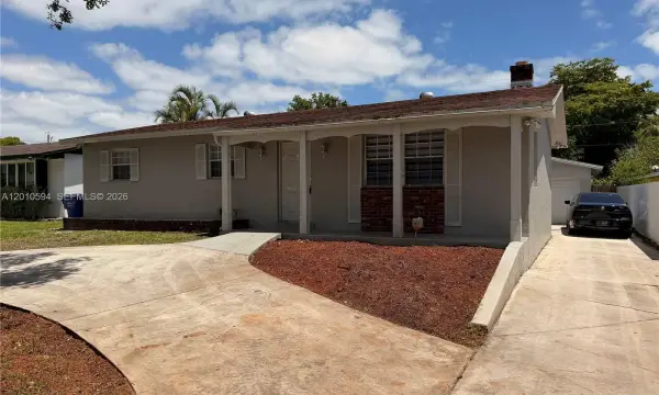 3011 N 74th Avenue, Hollywood, FL 33024