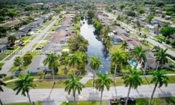 11500 NW 39th Street, Sunrise, FL 33323