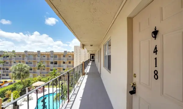 2145 Pierce Street 418, Hollywood, FL 33020