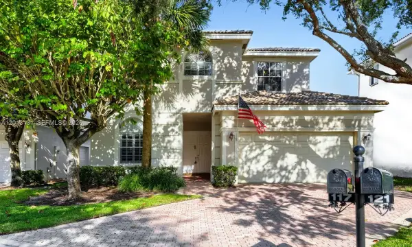 117 Palm Circle, Atlantis, FL 33462