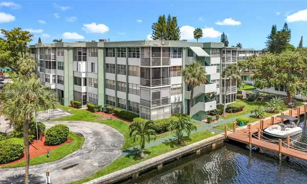 2751 Taft Street 304, Hollywood, FL 33020