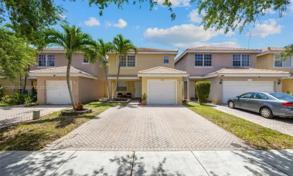 9288 NW 55th Street, Sunrise, FL 33351