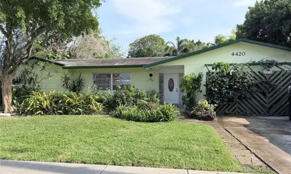 4420 NW 16th Street, Lauderhill, FL 33313
