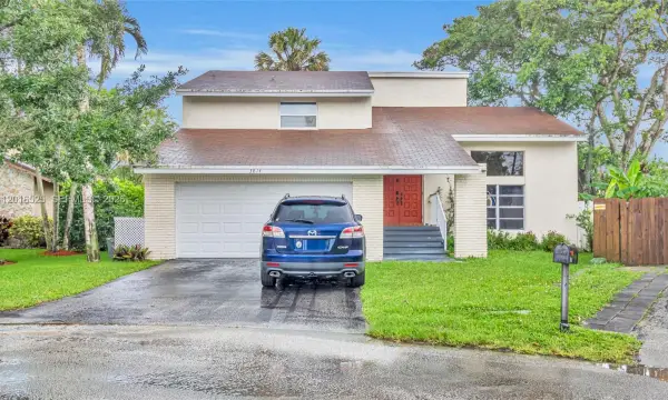 3814 NW 73rd Way, Coral Springs, FL 33065