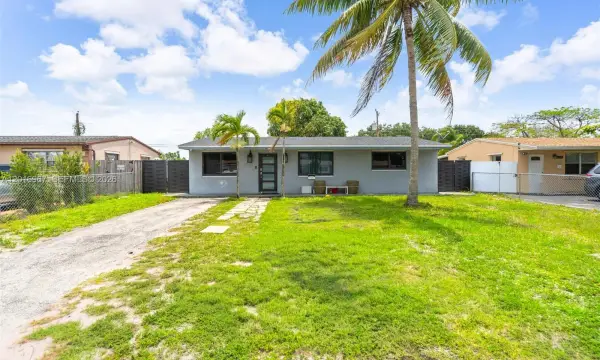 1121 N 71st Avenue, Hollywood, FL 33024