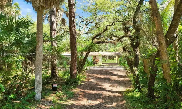 2865 Riverland Road, Fort Lauderdale, FL 33312