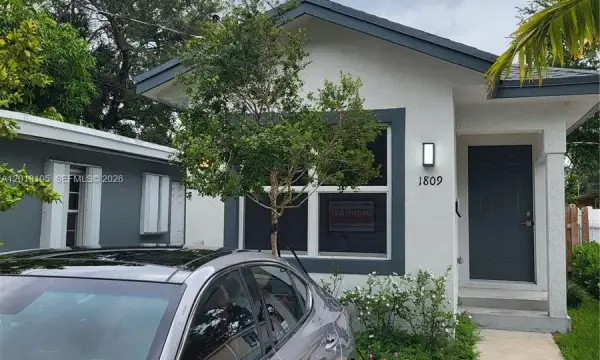 1809 NW 8th Place, Fort Lauderdale, FL 33311