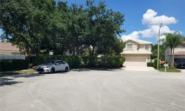 17047 NW 16th Street, Pembroke Pines, FL 33028