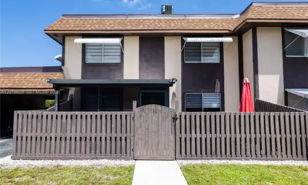 2130 Sherwood Forest Boulevard 13, West Palm Beach, FL 33415