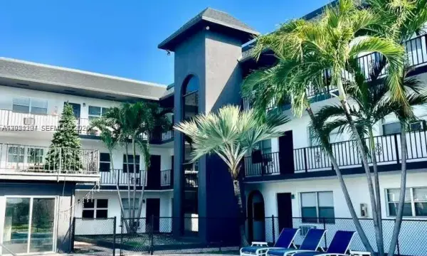 1100 NE 9th Avenue 305, Fort Lauderdale, FL 33304