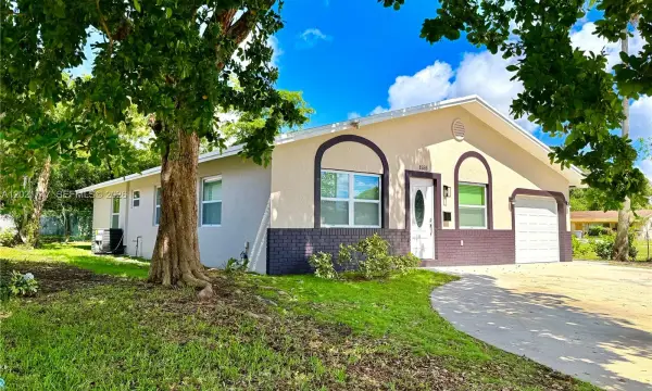 1555 NW 6th Avenue, Pompano Beach, FL 33060
