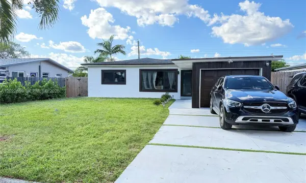 1825 SW 43rd Avenue, Fort Lauderdale, FL 33317