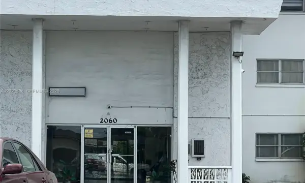 2060 NW 48th Terrace 103, Lauderhill, FL 33313